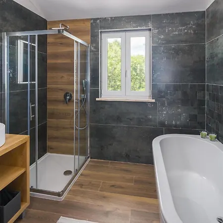 Holiday home Lovely In With Wifi Sveti Petar u Sumi